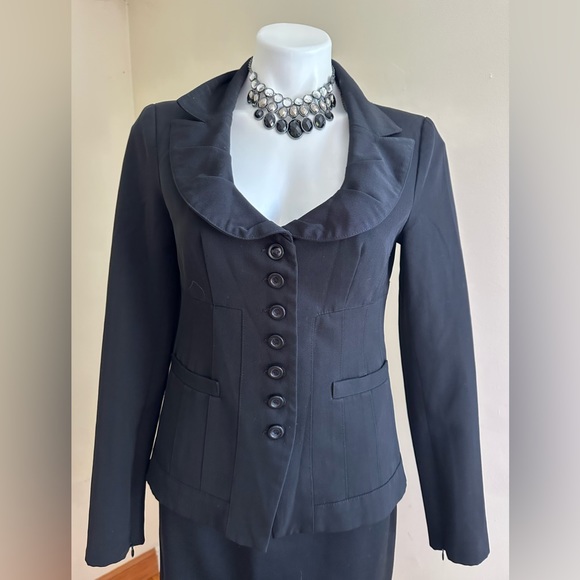 Nanette Lepore A Perfect Cut Black Low Round Cut Neck Button Down Jacket Sz 8. - Picture 2 of 15